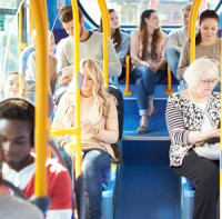 Je Světový den veřejné dopravy: Stát se podílí na jejím financování a organizaci